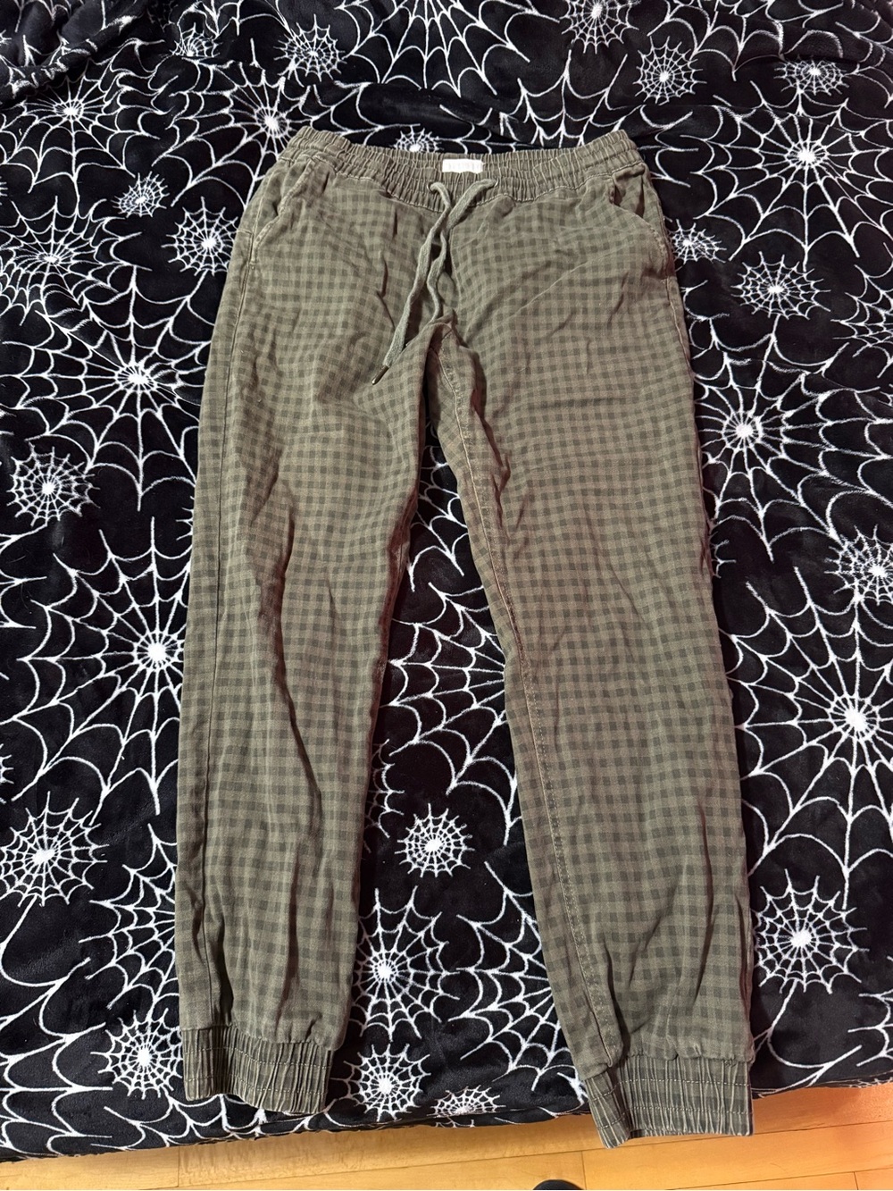 Women's Olive Plaid Drawstring Jogger Pants